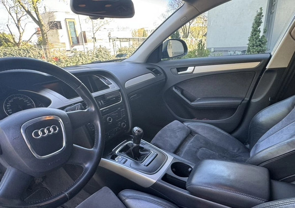 Audi A4 cena 33500 przebieg: 317166, rok produkcji 2009 z Gdynia małe 172